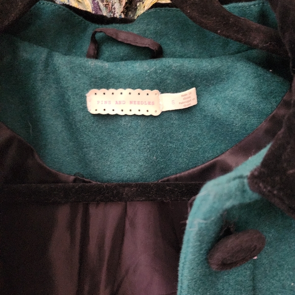 Pins and needles velvet bow back pea coat - Picture 4 of 7